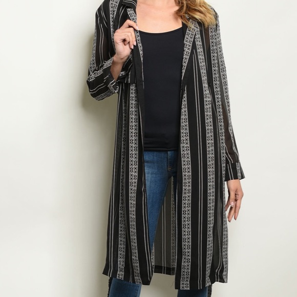 CLEARANCE ‼️BLACK WHITE STRIPES - Kimono - Picture 2 of 3